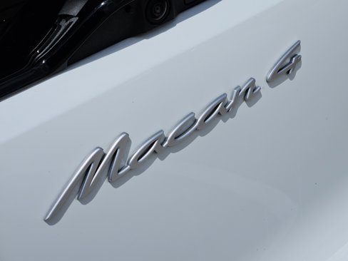 Certified 2024 Porsche Macan 4 Electric image 12