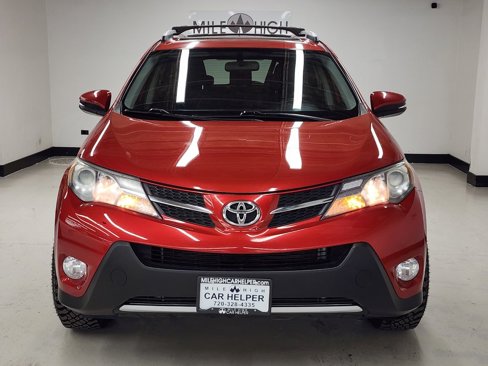 Used 2013 Toyota RAV4 XLE image 2