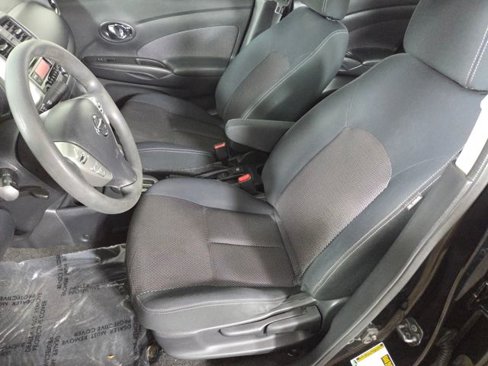 Used 2016 Nissan Versa SV image 17