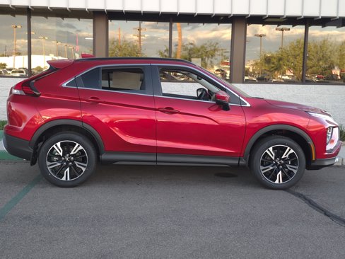 New 2026 Mitsubishi Eclipse Cross SE image 6