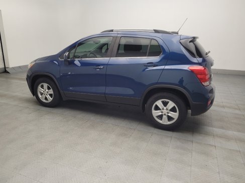 Used 2020 Chevrolet Trax LT w/ Driver Confidence Package image 3