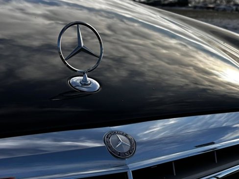 Used 2009 Mercedes-Benz E 350 4MATIC Sedan image 11