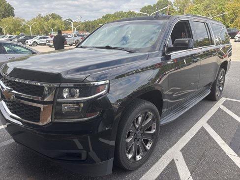 Used 2016 Chevrolet Suburban LS image 1