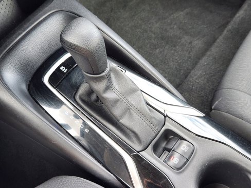 Used 2022 Toyota Corolla LE image 22