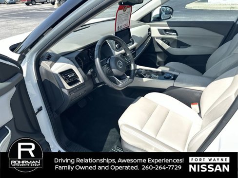 Used 2021 Nissan Rogue SL image 9