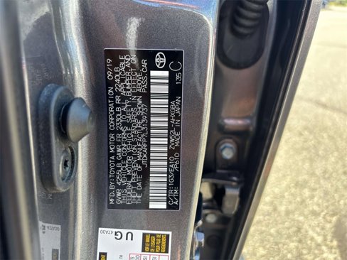 Used 2020 Toyota Prius Prime XLE image 31