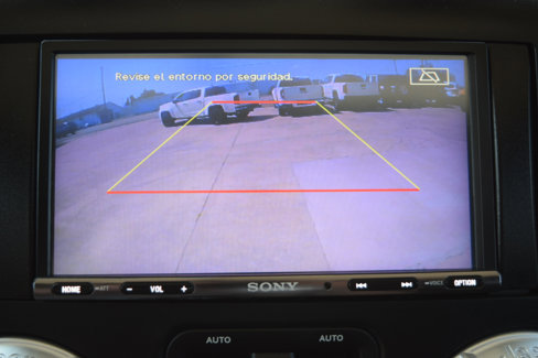 Used 2015 Jeep Wrangler Unlimited Sahara w/ Connectivity Group image 21