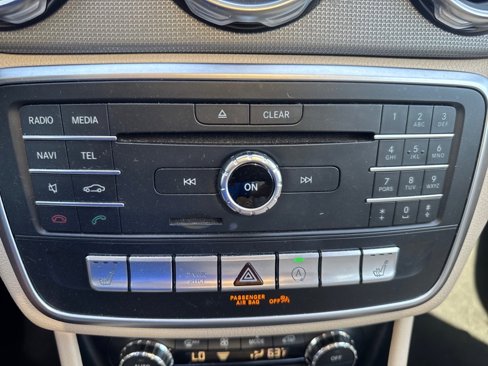 Used 2018 Mercedes-Benz GLA 250 image 10