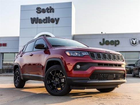 New 2025 Jeep Compass Latitude image 1