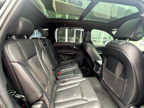 Used 2017 Audi Q7 3.0T Prestige image 12