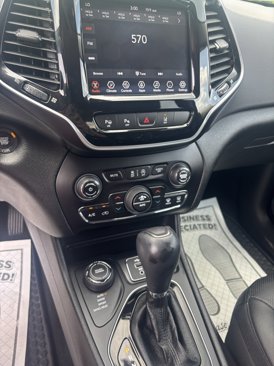 Used 2021 Jeep Cherokee Limited w/ Trailer Tow Group image 15