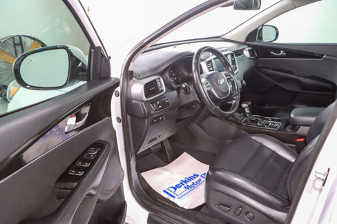 Used 2020 Kia Sorento EX image 3