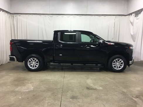 Used 2019 Chevrolet Silverado 1500 LT w/ All-Star Edition image 2