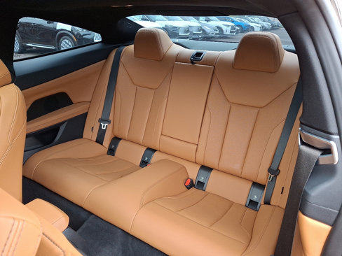 Used 2023 BMW 430i xDrive Coupe w/ Convenience Package image 10