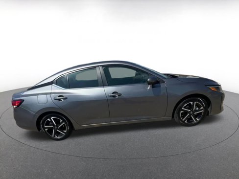 Used 2024 Nissan Sentra SV image 16