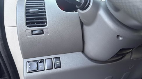 Used 2020 Nissan Frontier SV w/ Midnight Edition Floor Mats image 18