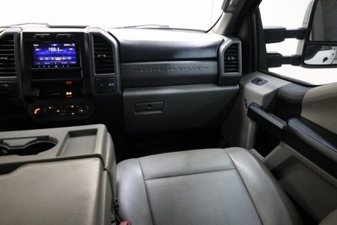 Used 2017 Ford F250 XL w/ Power Equipment Group image 71