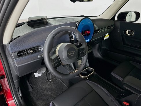 New 2025 MINI Cooper 2-Door Hardtop image 9