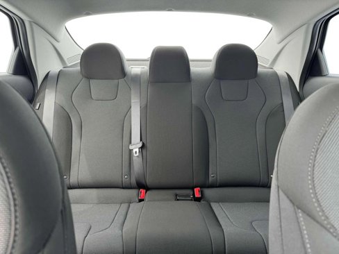 Used 2025 Hyundai Elantra SE image 16