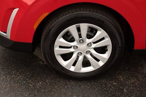 Used 2023 Kia Soul LX image 2