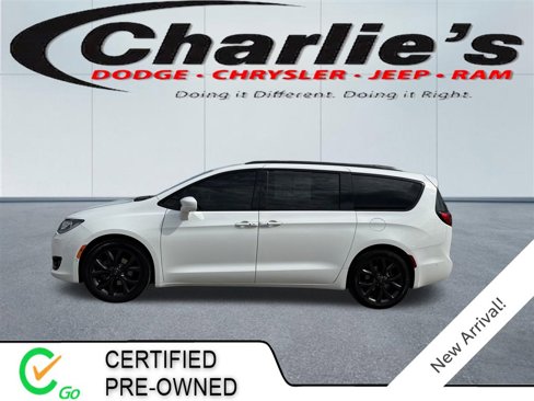 Certified 2019 Chrysler Pacifica Touring-L Plus w/ Advanced Safetytec Group image 1