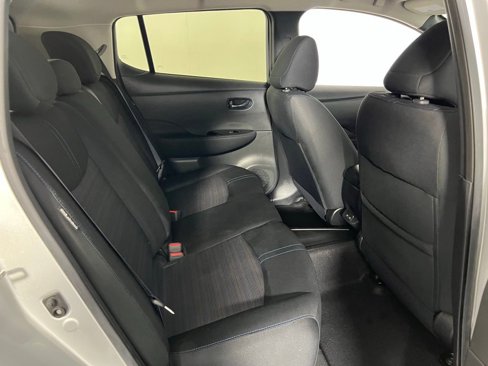 Used 2022 Nissan Leaf SV image 31