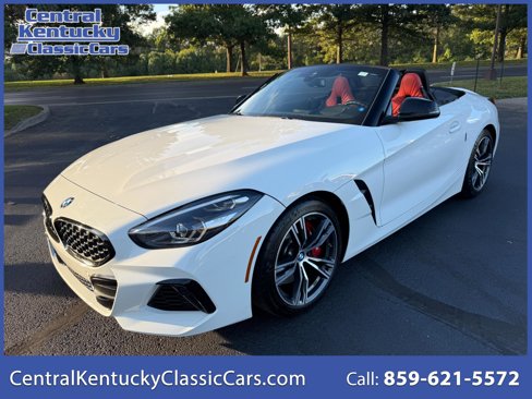 Used 2022 BMW Z4 M40i w/ Premium Package image 1