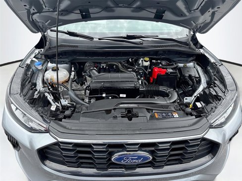 Used 2024 Ford Escape ST-Line w/ Cold Weather Package image 32