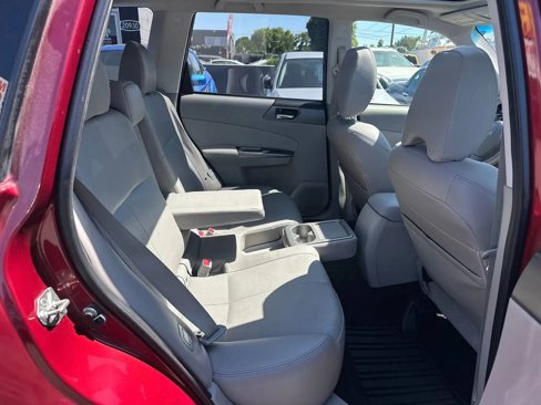 Used 2013 Subaru Forester 2.5XT Touring w/ Popular Pkg 2 image 37