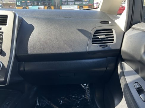 Used 2015 Nissan Leaf S image 11