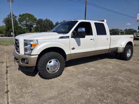 Used 2011 Ford F350 King Ranch w/ King Ranch w/Chrome Pkg image 2