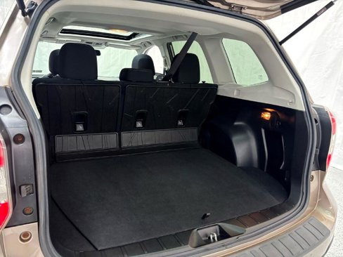 Used 2015 Subaru Forester 2.5i Premium w/ All-Weather Package image 29