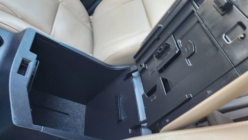 Used 2018 Toyota Sequoia Limited image 37