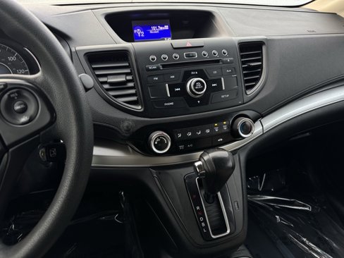 Used 2016 Honda CR-V SE image 11