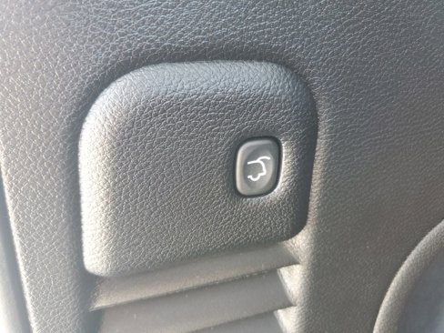 Used 2022 Jeep Grand Cherokee Laredo X image 35