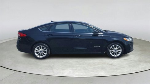 Used 2019 Ford Fusion SE image 7