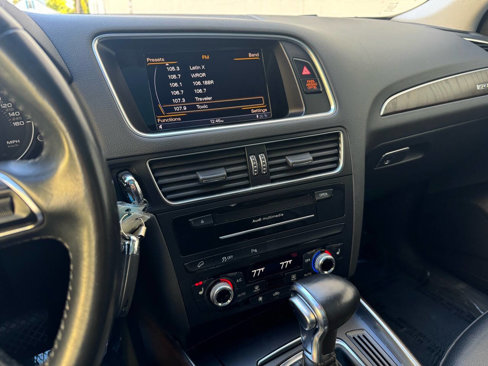 Used 2017 Audi Q5 2.0T Premium image 19