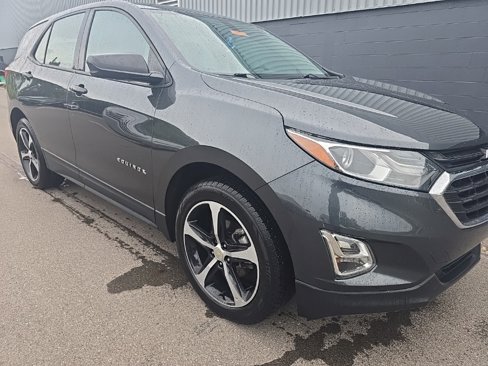 Used 2019 Chevrolet Equinox LS image 3