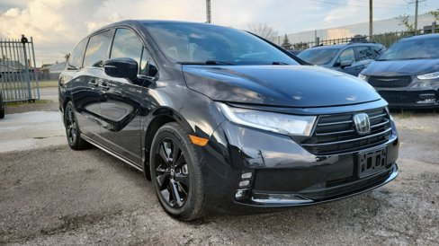Used 2023 Honda Odyssey Sport image 3
