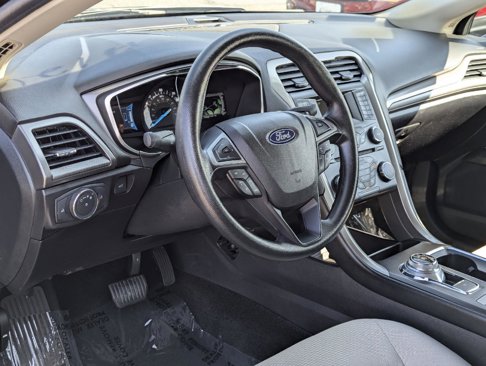 Used 2018 Ford Fusion S image 13