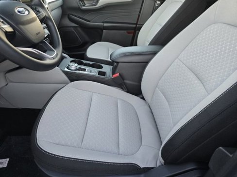 New 2025 Ford Escape Active w/ Tech Pack #1 image 9