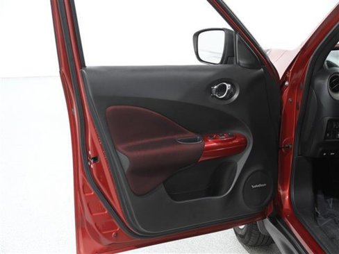 Used 2015 Nissan Juke SL image 4