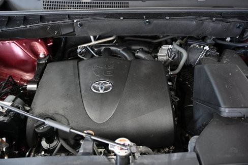 Used 2018 Toyota Highlander Limited Platinum image 33