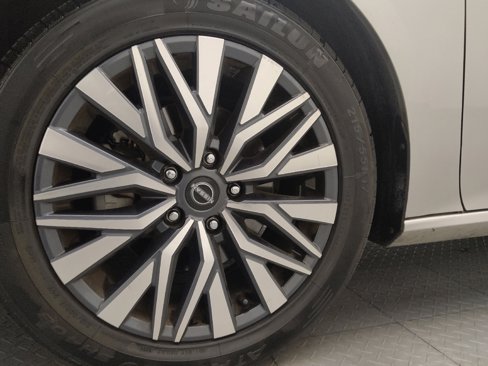 Used 2023 Nissan Altima 2.5 SV image 31