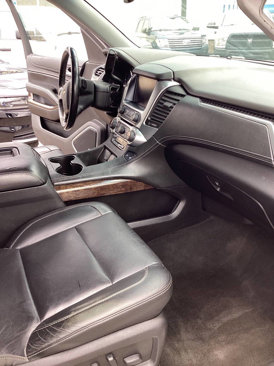 Used 2018 Chevrolet Suburban LT w/ LT Signature Package image 34