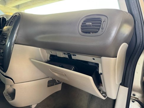 Used 2007 Dodge Grand Caravan SXT image 24