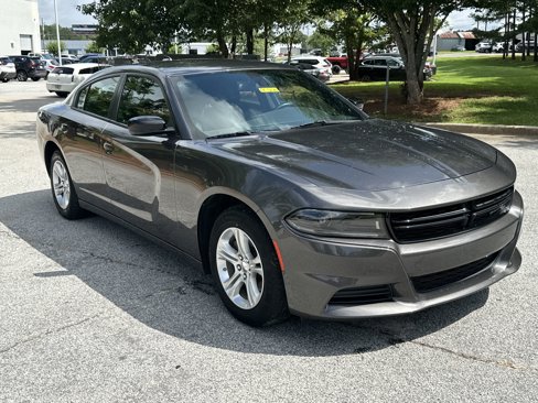 Used 2023 Dodge Charger SXT image 3