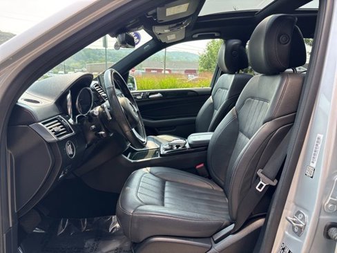 Certified 2018 Mercedes-Benz GLS 450 4MATIC image 11