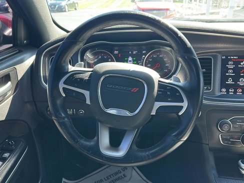 Used 2018 Dodge Charger GT image 10