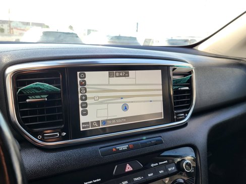 Used 2022 Kia Sportage EX w/ EX Technology Package image 29